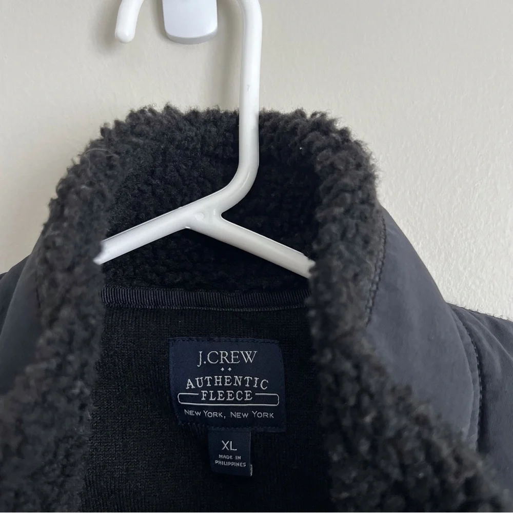 J Crew Men’s Black Fleece Sherpa Vest Preppy Neutral Outdoor Gorpcore XL